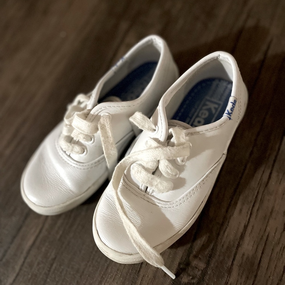 Size 9.5 keds